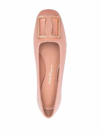 Ferragamo Embossed Logo Plaque Ballerina Flat - Pink