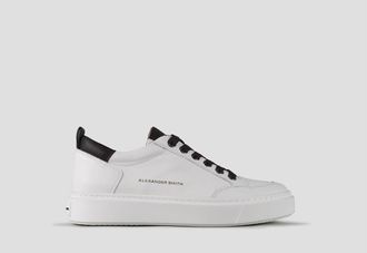 Alexander Smith Bond Man in white goat leather and brown details