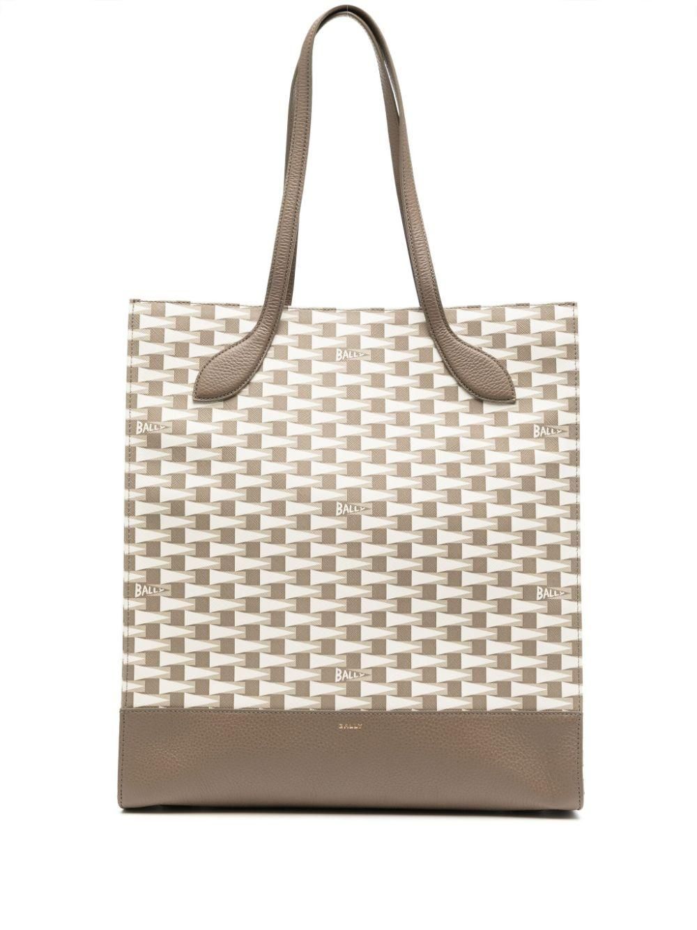 Bally: Brown Shoulder Bags now up to −60% | Stylight