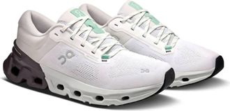 On Mens Cloudflyer 5 Running Shoes In White Pebble
