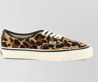 Vans signature leopard canvas low top sneakers