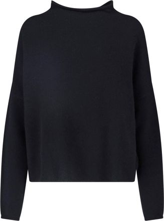 Lisa Yang Maglione In Cashmere Sandy