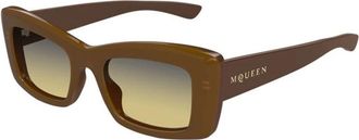 Alexander McQueen Am 0526S Zonnebril - Dames - Zonnebrillen - Bruin - 50 MM - Accessoires