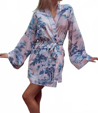 Kilo Brava Short Robe With Side Seam Pockets In Spring Toile