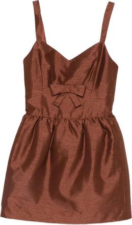 Shushu/Tong V-hals Jurk met Strikbandjes en Plooidetails - Dames - Korte kleedjes - Bruin - 2XS - Kleedjes