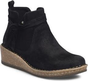 B&oslash;rn Vaughn Distressed Suede Bootie in Black Distressed Leather at Nordstrom Rack, Size 6.5