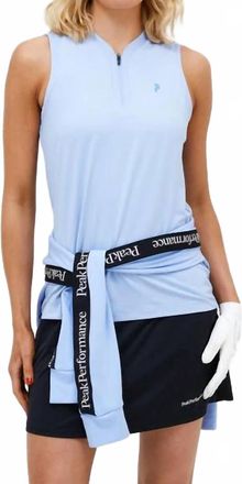 Peak Performance Turf Sleeveless Top In Amity Blue