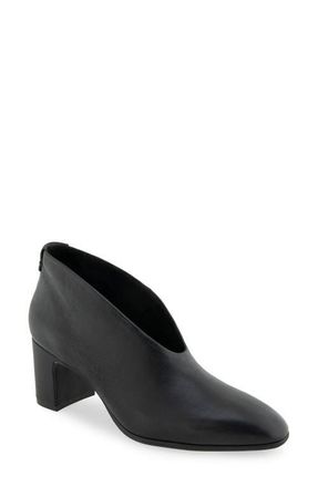 Aerosoles Maud Bootie in Black Leather at Nordstrom, Size 8.5