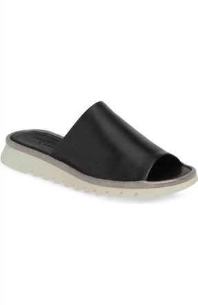 The Flexx Womens Slide Sandal In Black