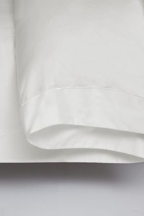 Belledorm Egyptian Cotton 400 Thread Count Oxford Duvet Cover in White | Size: King
