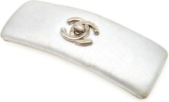 Chanel Pre-owned Coco Mark Leren Haarclip - Dames - Vintage Accessoires - Grijs - ONE Size - Leer - Vintage