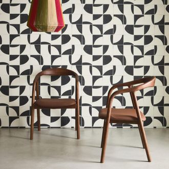 Sweeek Sillones de madera de hevea y polipiel, set de 2, nogal