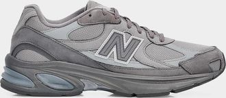 Comme Des Gar&ccedil;ons x New Balance Men & apos;s Mesh Low-Top Sneakers