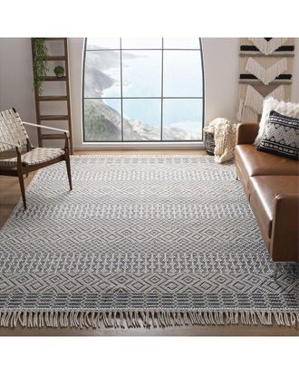 Safavieh Natura Wool Rug