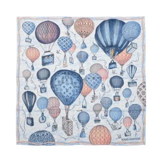 Louis Vuitton Pre-owned Scarves, female, Multicolor, Size: ONE SIZE Pre-owned Up and Away silk scarf