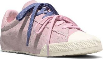 Converse Gender Inclusive Chuck Taylor Lo Sneaker in New Found Bloom/Indigo Storm at Nordstrom, Size 10