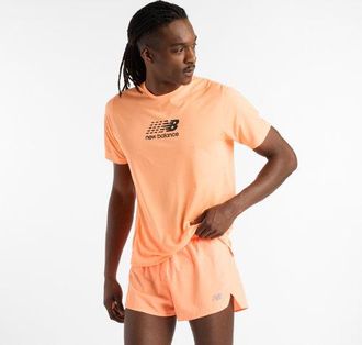 New Balance Hombre Athletics Graphic T-Shirt en Naranja, Poly Knit, Talla XL