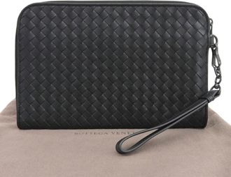 Bottega Veneta Black Intrecciato Clutch Bag (Pre-Owned)
