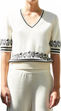 Molli Jacquard V-Neck Top In Black/natural