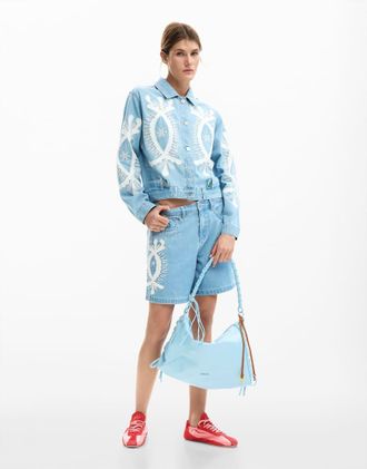 Desigual Bermuda in denim blu ricamati