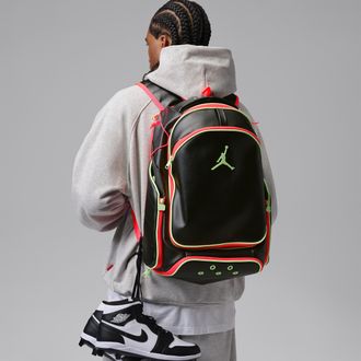 Nike Jordan Mens Jordan Fly Elite Bat Pack (31L) in Black | J1012174-067