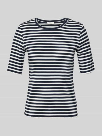 s.Oliver Red Label Regular Fit T-Shirt mit Ziersaum in Marine, Gr&ouml;&szlig;e 38