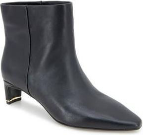 Kenneth Cole Mirandao Pointed Toe Boot in Black Leather at Nordstrom Rack, Size 5