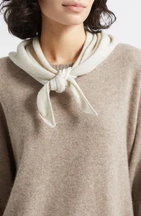 Johnstons of Elgin Reel Cashmere Triangle Scarf in Lunan Sand at Nordstrom