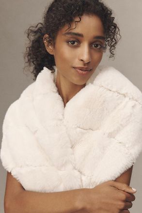 Elliatt Zelie Faux Fur Wrap