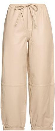 By Malene Birger BOTTOMWEAR - Trousers sur YOOX.COM