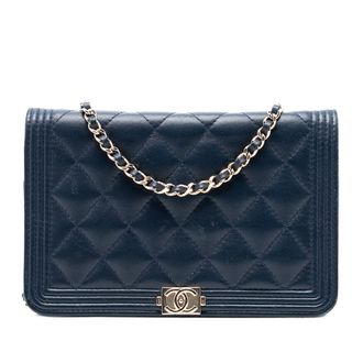 Chanel Gedragen Gequilt Lamsleren Boy Wallet On Chain