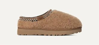 UGG Womens Tasman Maxi Curly Slippers In Chestnut