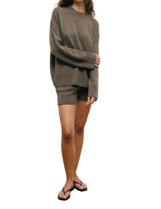 Le Kasha Morzine Short In Olive