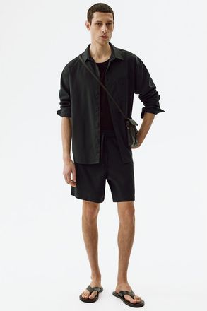 H&M Relaxed-fit linen-blend shorts in Black at Nordstrom, Size Xx-Large