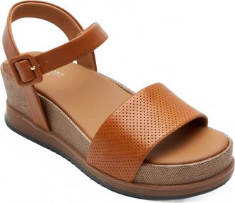 Rockport Womens Delanie Sandal In Honey