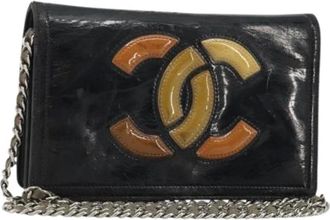Chanel Pre-owned Cross Body Bags, female, Black, Size: ONE SIZE Pre-owned Vintage Patent Leather Shoulder Bag