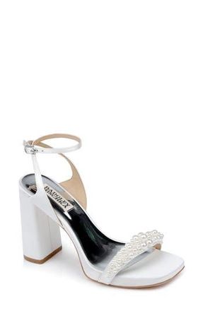 Badgley Mischka Calida Ankle Strap Satin Sandal in Whitesatin at Nordstrom Rack, Size 9.5
