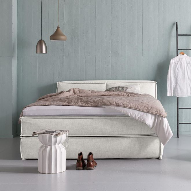 Studio Copenhagen home24 Premium Boxspringbett mit Kopfteil 160 x 200cm Flachgewebe Weiß/Weiß H2 100 cm ab 1.799,99 €