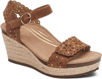Aetrex Womens Sydney Quarter Strap Espadrille Wedge Sandals In Scotch Cutout