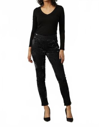 Joseph Ribkoff Flocked Velvet Floral Print Jeans In Black