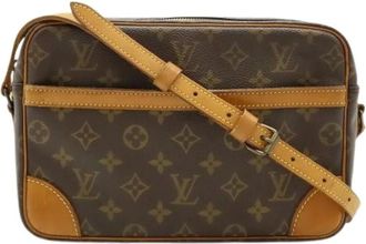 Louis Vuitton Pre-owned Cross Body Bags, female, Brown, Size: ONE SIZE Pre-owned Canvas Cross Body Bag