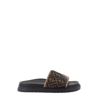 Fendi Slides − Sale: up to −46% | Stylight
