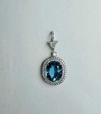 Diana M. Jewels 18kt white gold aquamarine pendant