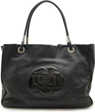 Chanel Camellia Black Leather Shoulder Bag Tote Bag (Pre-Owned)