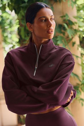 Alo | Accolade 1/4 Zip Pullover Top in Rich Bordeaux, Size: Medium