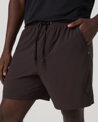 Vuori Clothing HardKore Shorts Lined 7 | Carbon | Medium