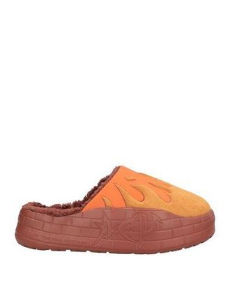 Acupuncture Mules & Clogs