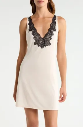 Natori Luxe Shangri La Chemise in Pearl at Nordstrom, Size X-Small