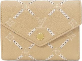 Louis Vuitton Beige Leather Wallet (Tri-Fold) (Pre-Owned)