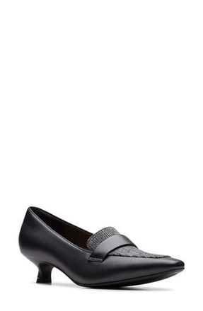Clarks Scarlyt Mabel Kitten Heel Pump in Black Interest Leather at Nordstrom Rack, Size 6.5